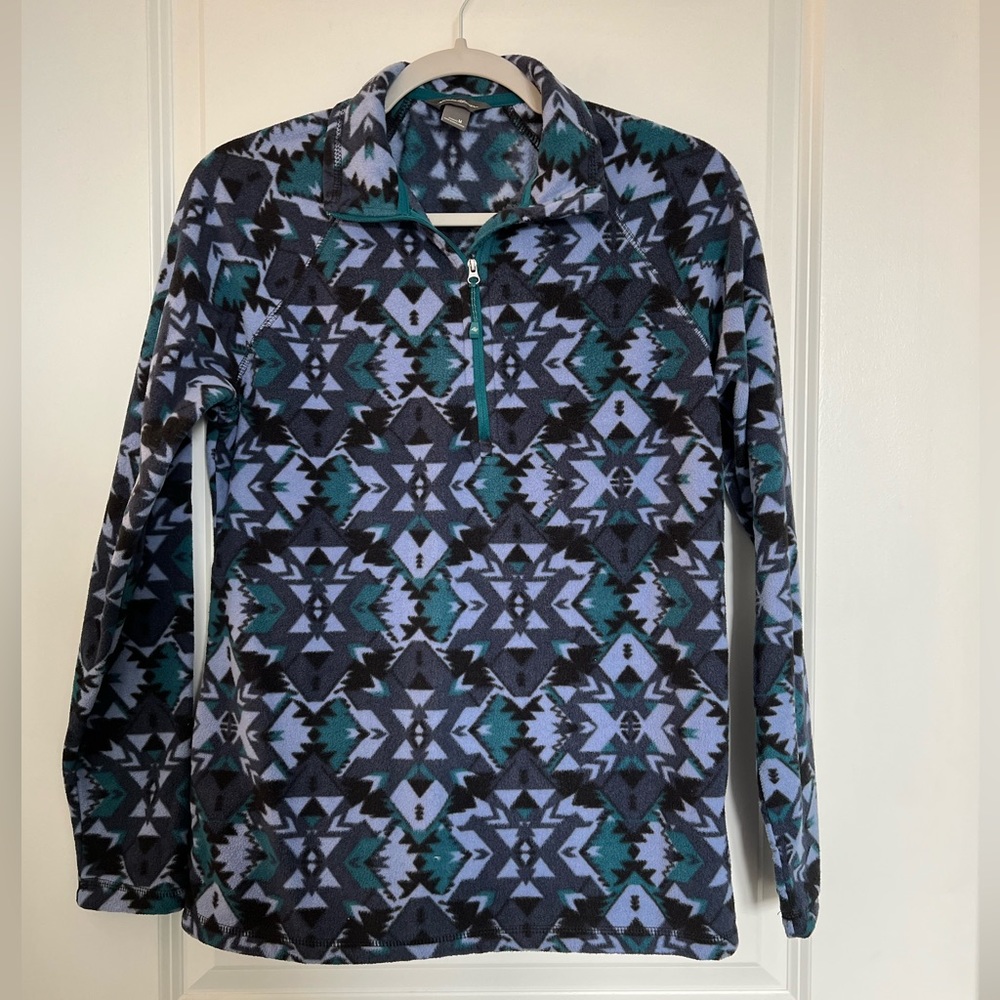 Eddie Bauer Shades of Blue Pullover Top